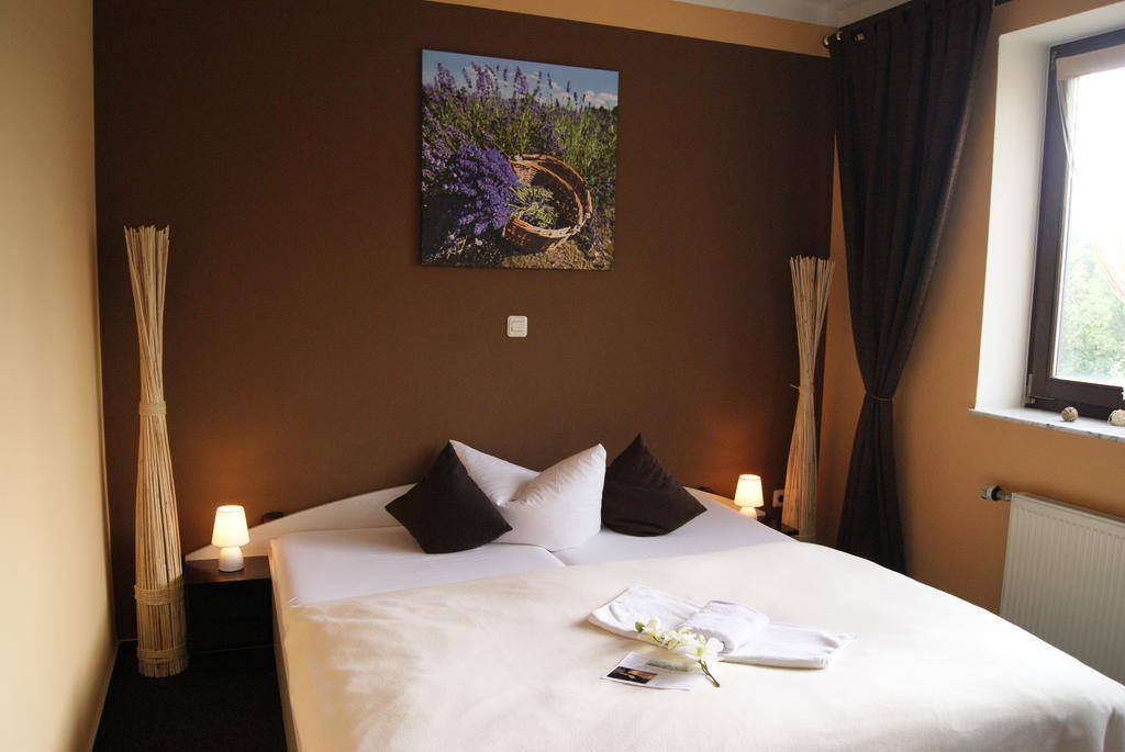 Landhotel Berggaststaette Bickenriede Anrode Стая снимка